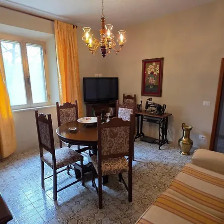 A Casa Di Gabri Holiday home Montefollonico